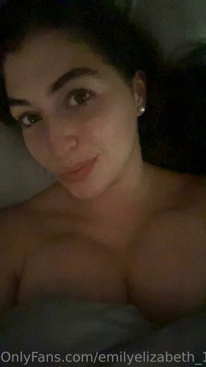 emilyelizabeth1 Photo #14