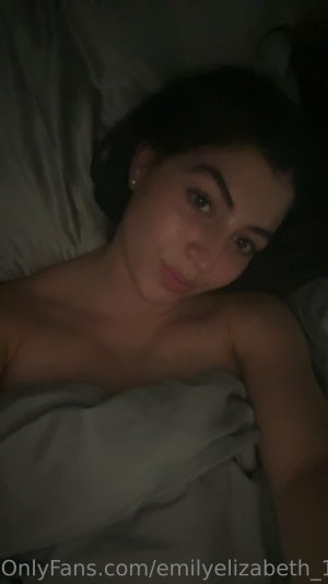 emilyelizabeth1 Photo #15