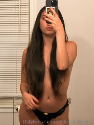 emilyelizabeth1 Photo #16