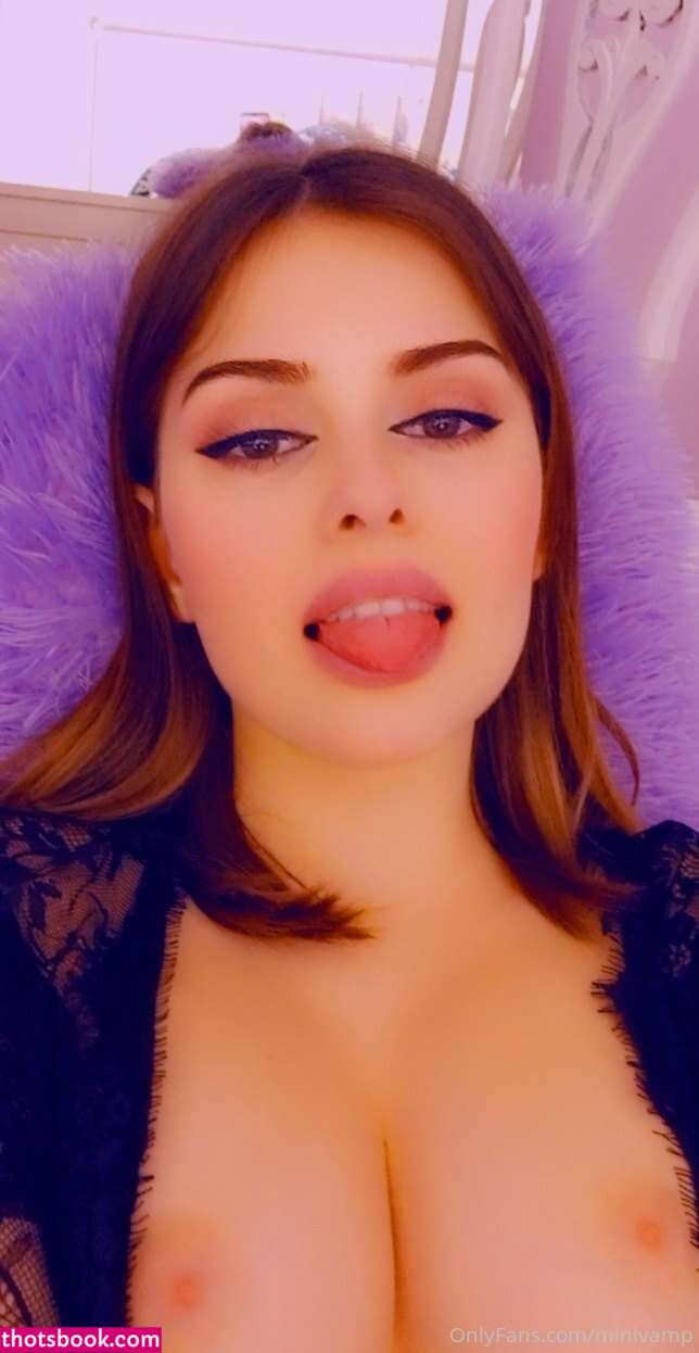 Minivampir Photo #28