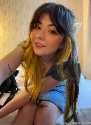 Bootyhaver Photo #60