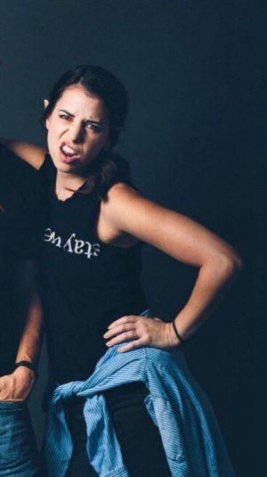 Laura Bailey Photo #11