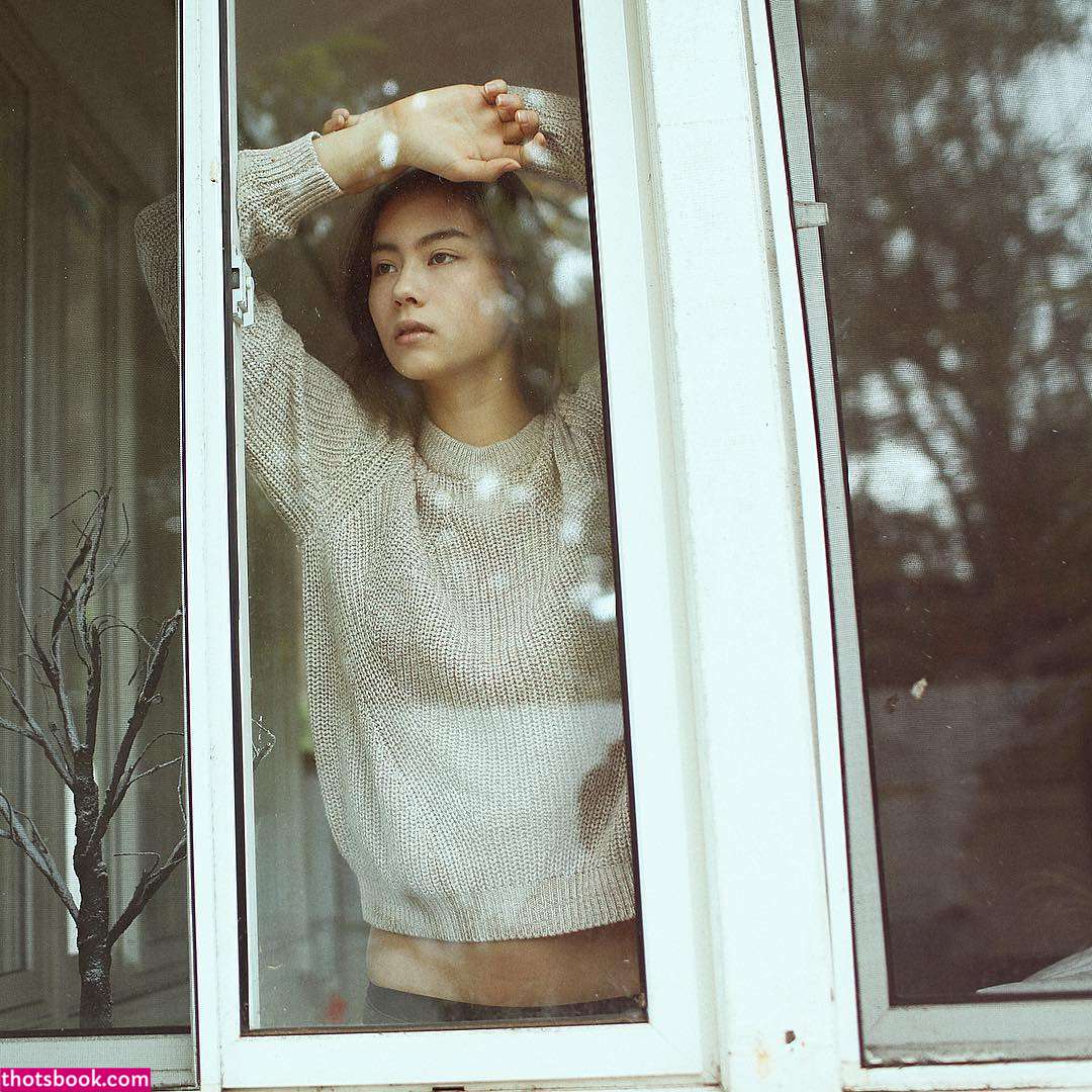 Lauren Tsai Photo #19