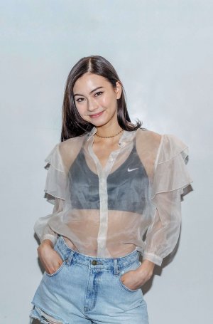 Lauren Tsai Photo #29