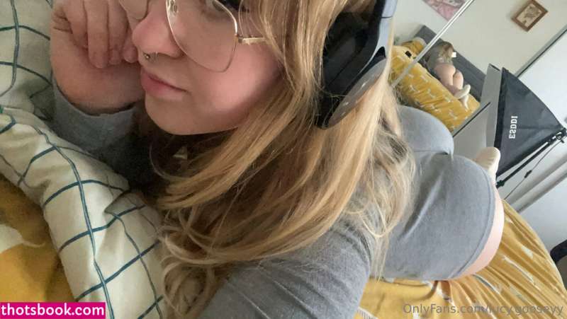 lucygoosey Photo #67