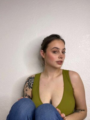 Garlyndasilva Photo #8