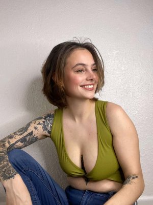 Garlyndasilva Photo #9