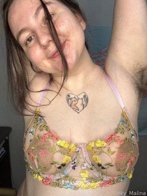 Kinky Malina Photo #32