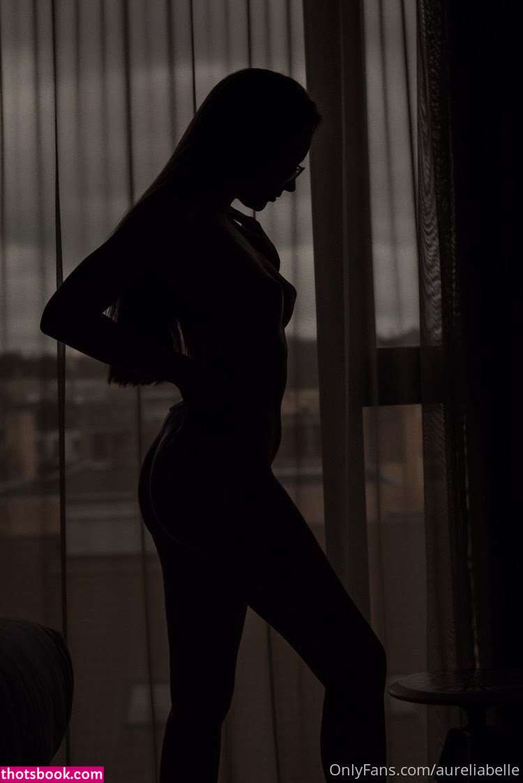 Aureliabelle Photo #9