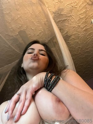 Vanessinator Photo #206