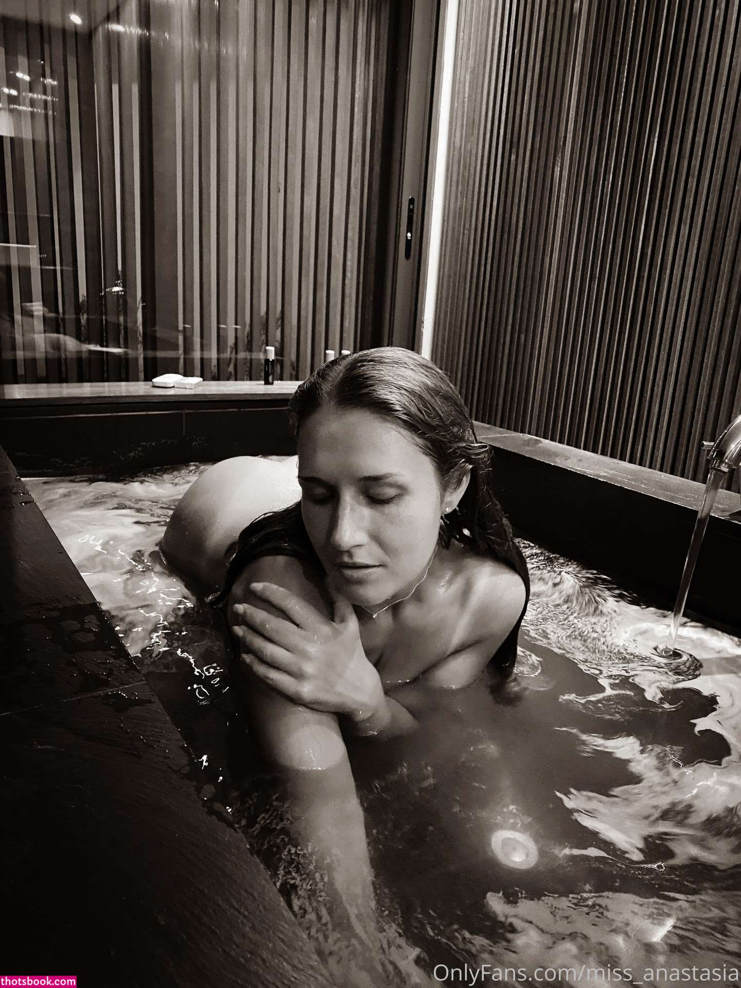 Miss Anastasia Photo #11