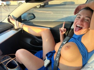 Elizabeth Skylar Photo #11