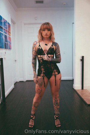 Vany Vicious Photo #22