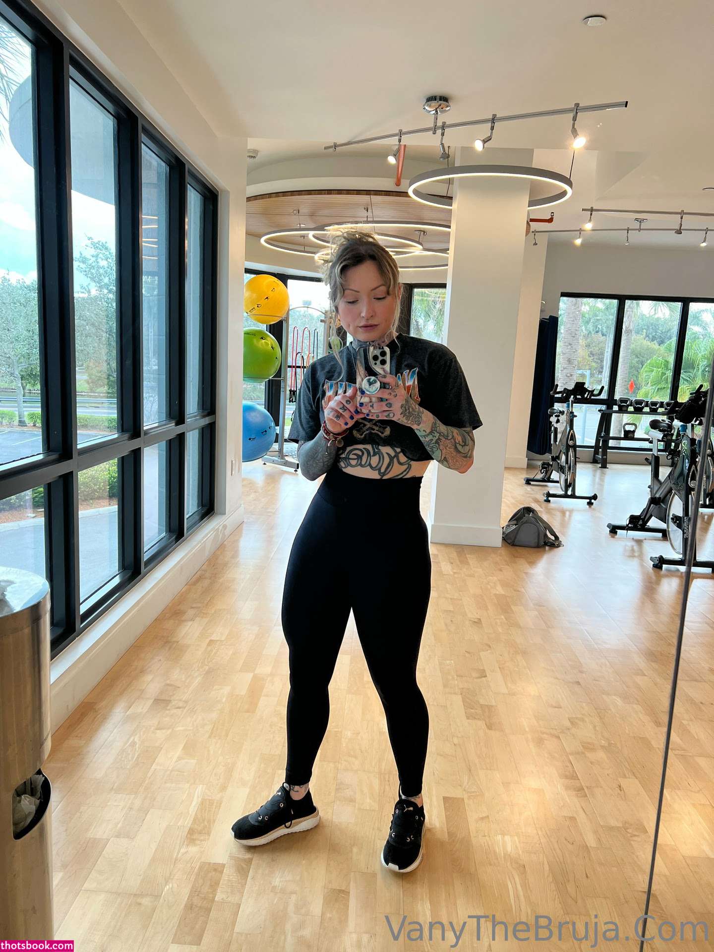 Vany Vicious Photo #118