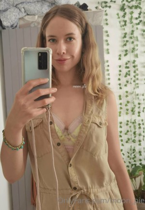 Naturalgirl Mel Photo #23