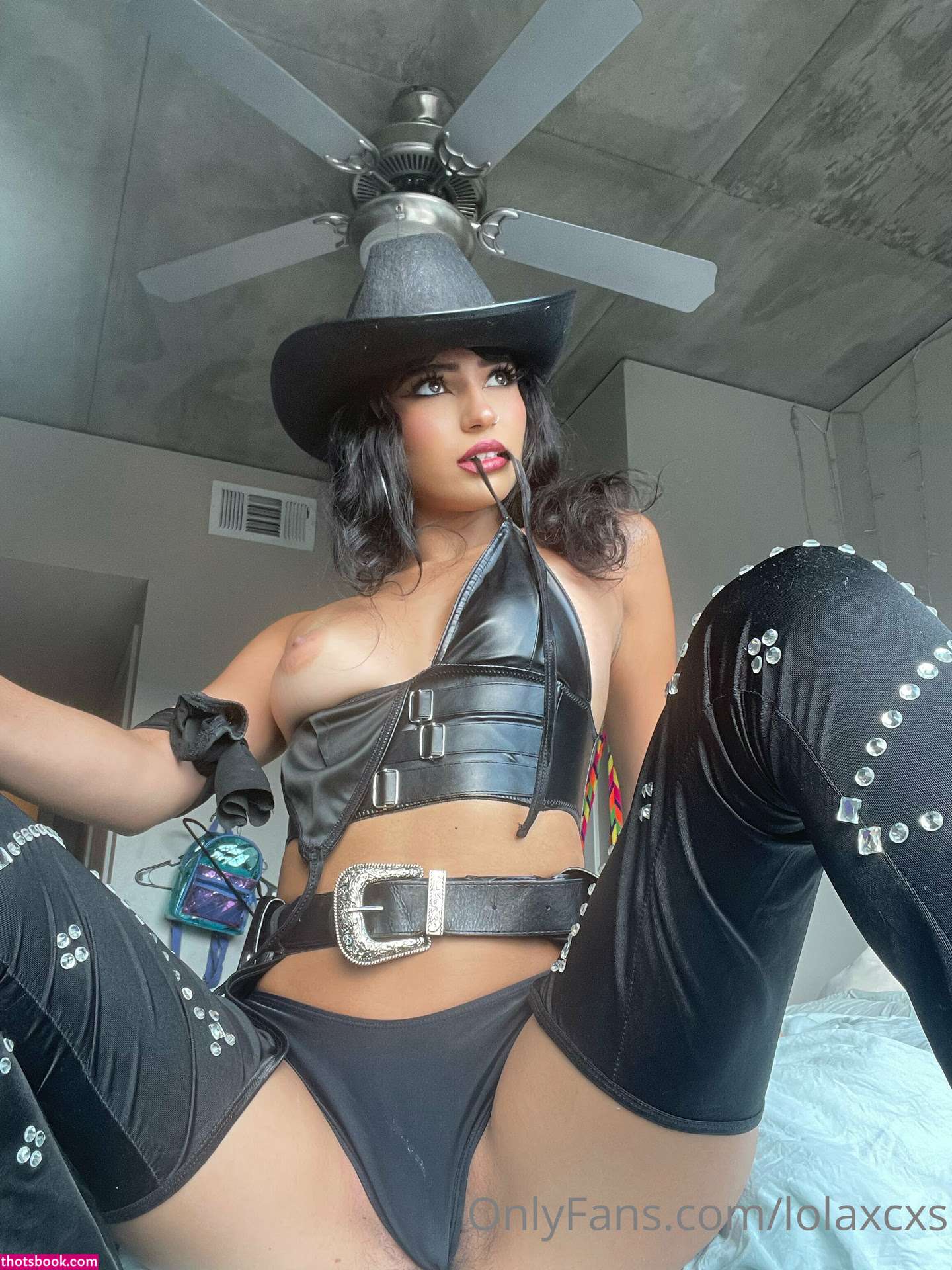 Lola Sobunos Photo #40