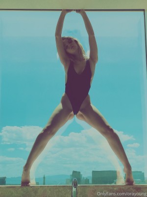 Ora Young Photo #145