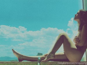 Ora Young Photo #148