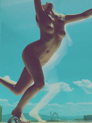 Ora Young Photo #163