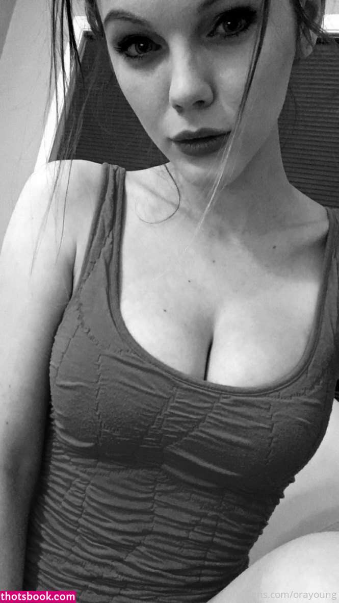 Ora Young Photo #314