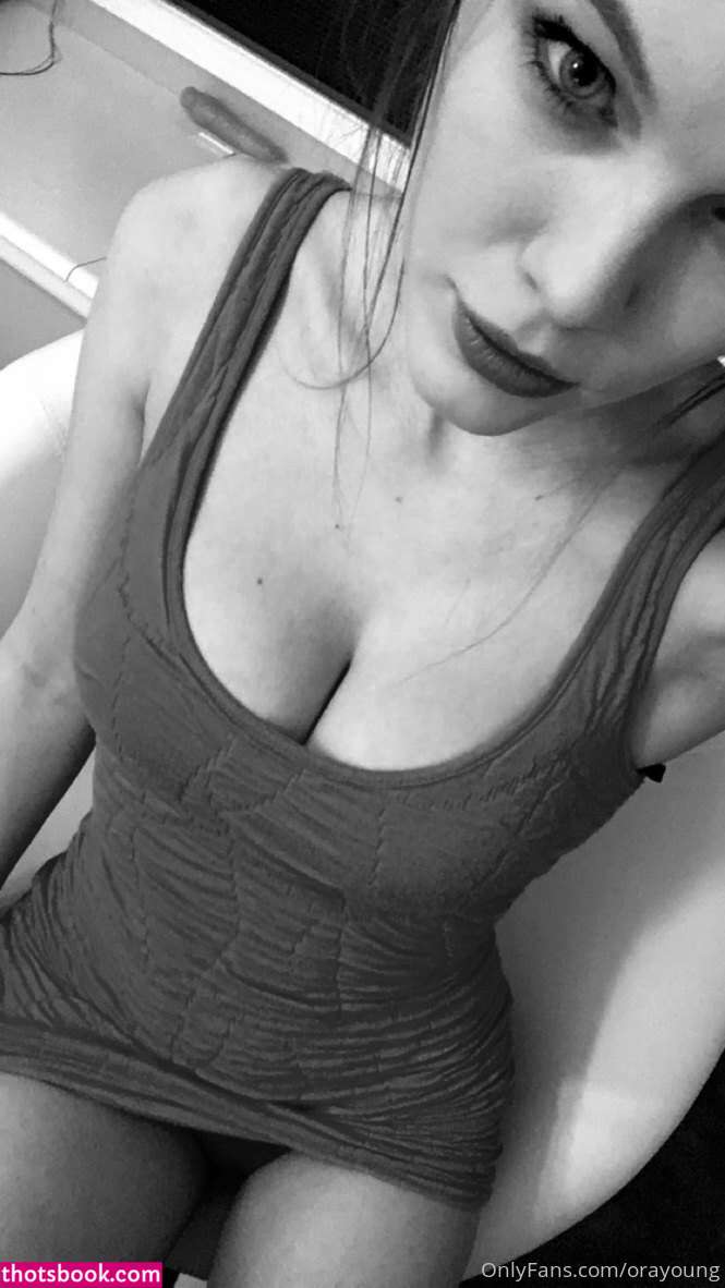 Ora Young Photo #325