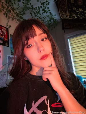 Rottenpapi Photo #102