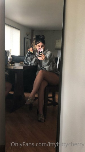 ittybittycherry Photo #90