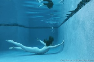 Emily Bloom Photo #1041