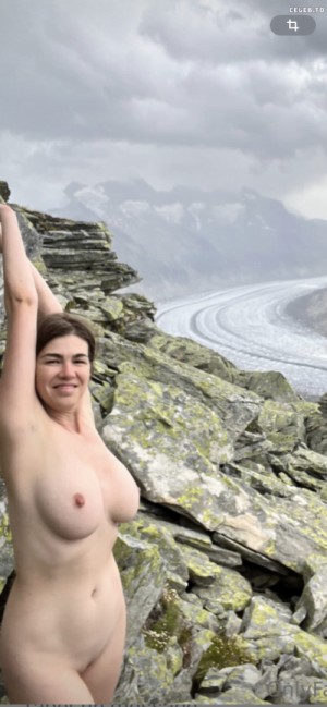 girlinmountain Photo #8