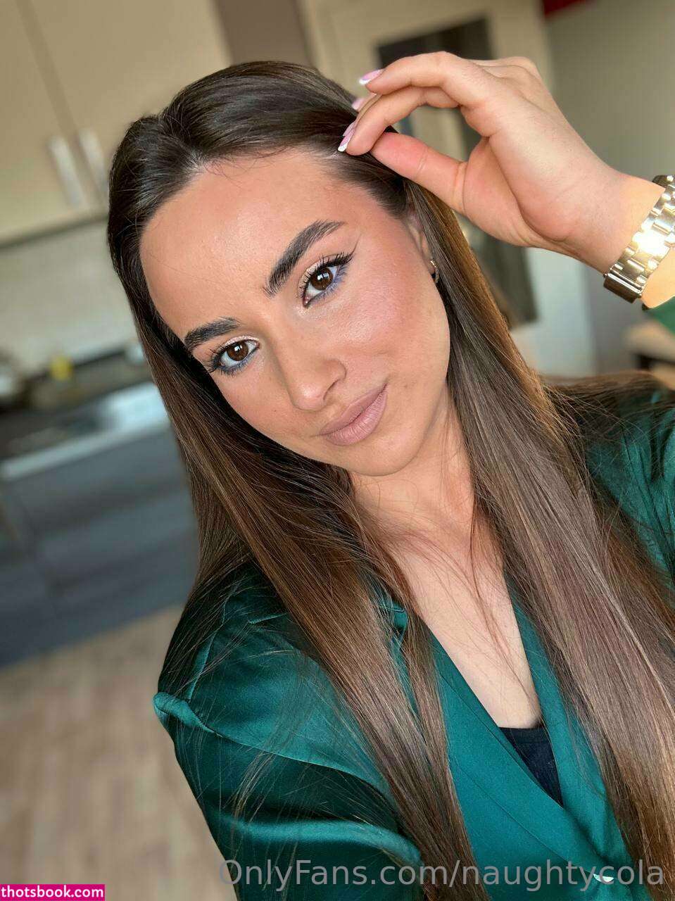 Naughtycola Photo #16