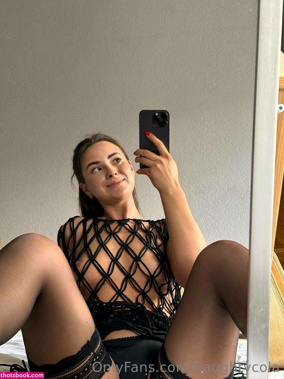 Naughtycola Photo #31