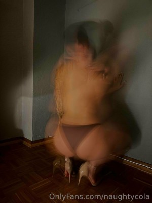 Naughtycola Photo #41