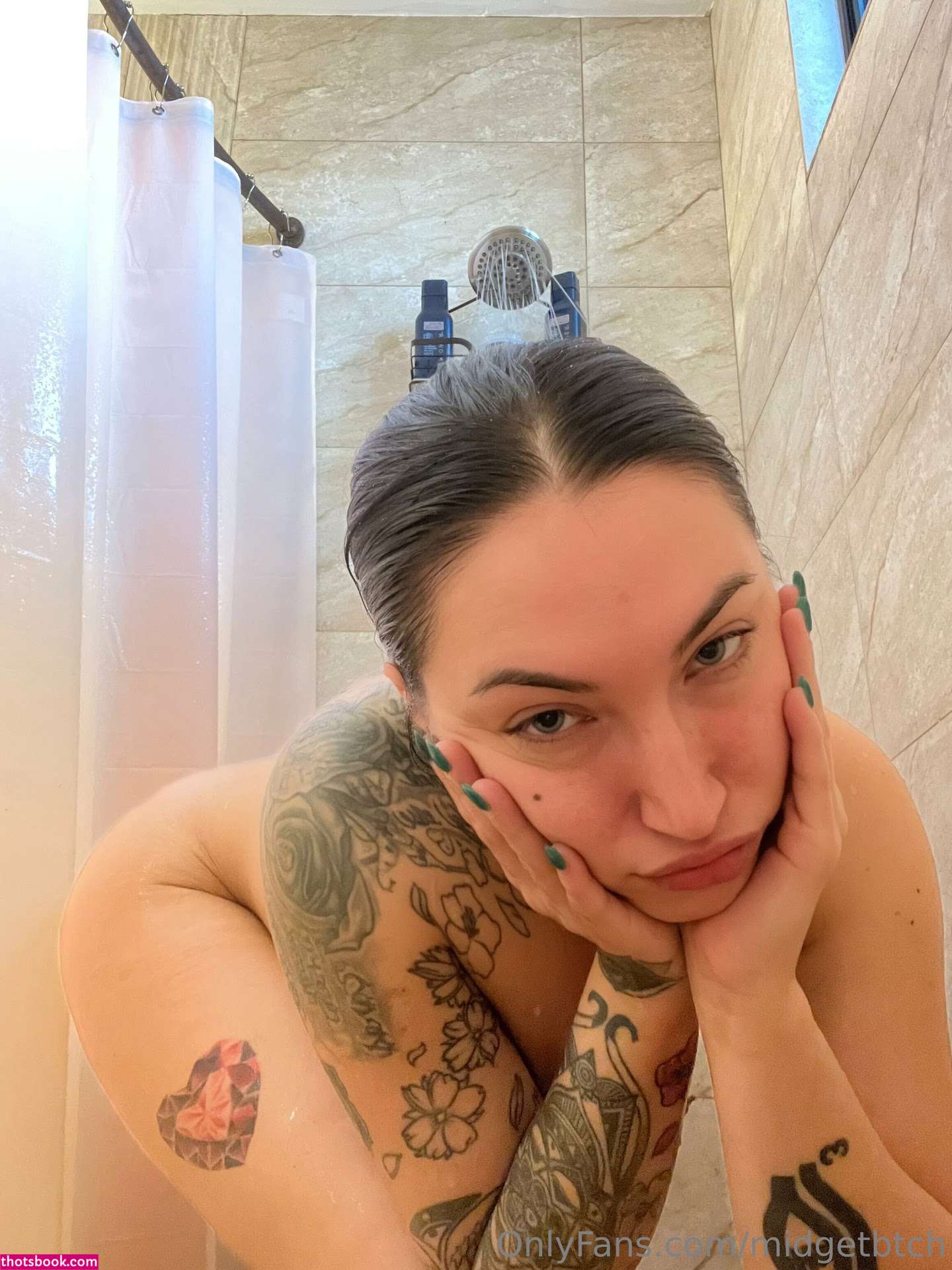 Midgetbtch Photo #42