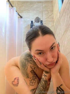 Midgetbtch Photo #42