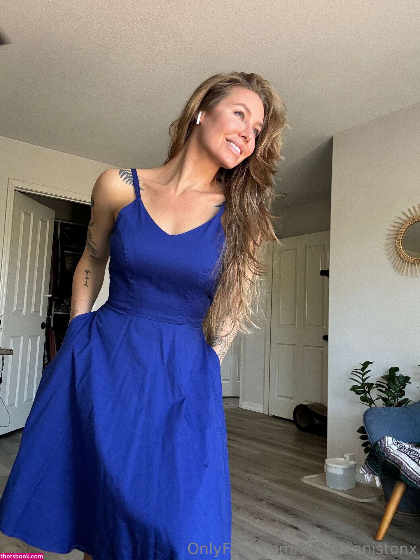 Nicole Aniston Photo #152