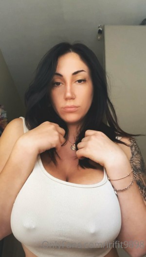 Andreea Irimescu Photo #110