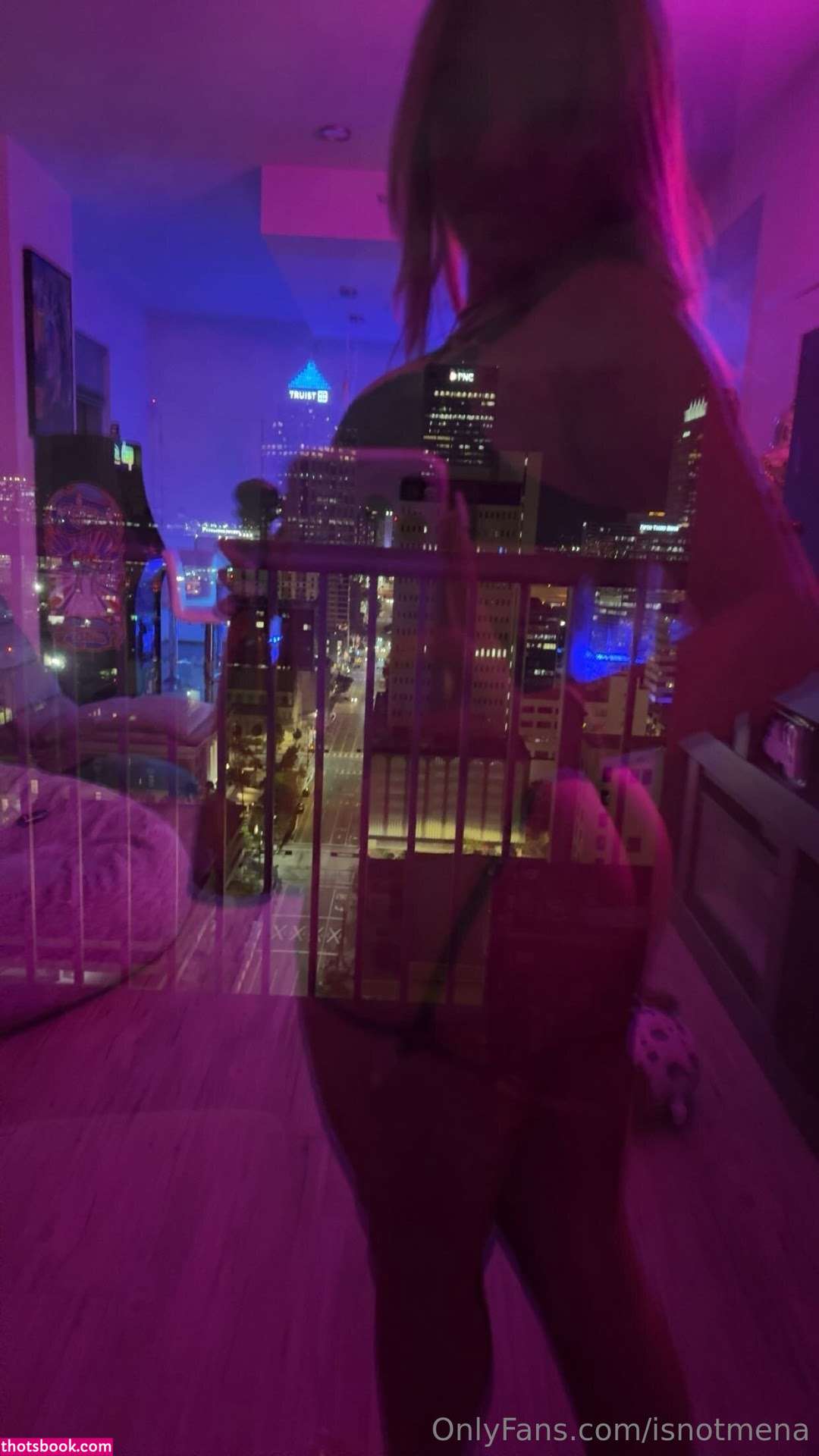 Ximena Saenz Photo #3