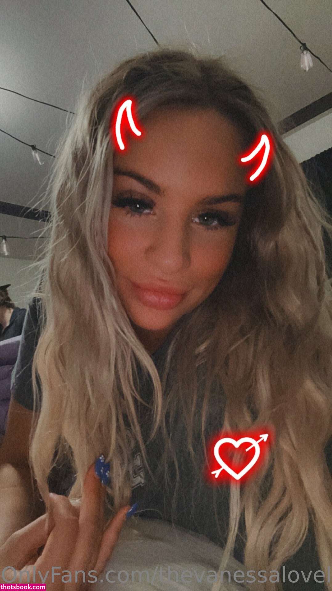 Vanessa Lovell Photo #121