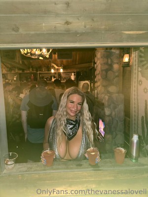 Vanessa Lovell Photo #124