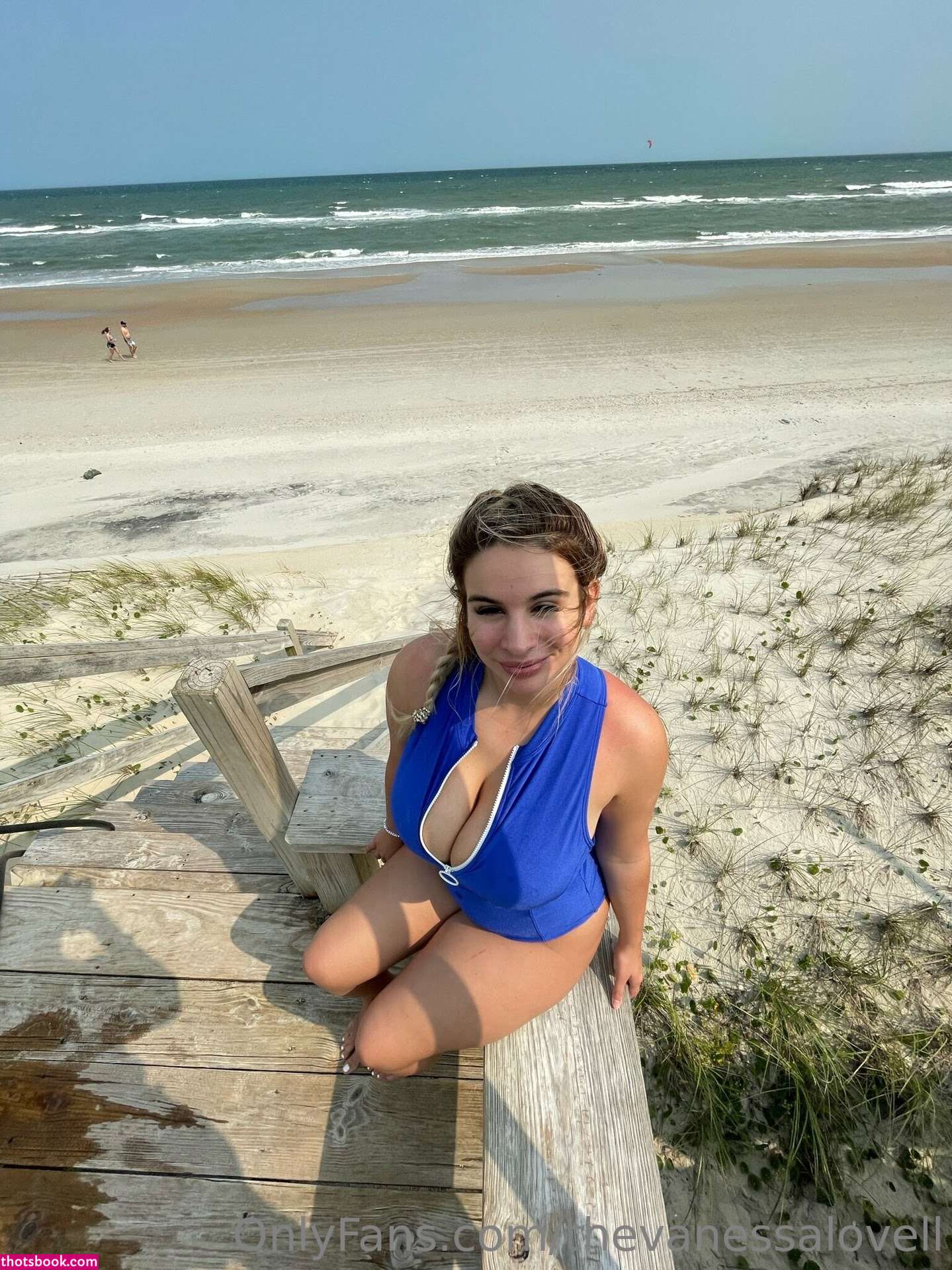 Vanessa Lovell Photo #163