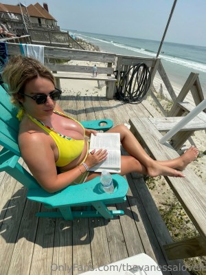 Vanessa Lovell Photo #164