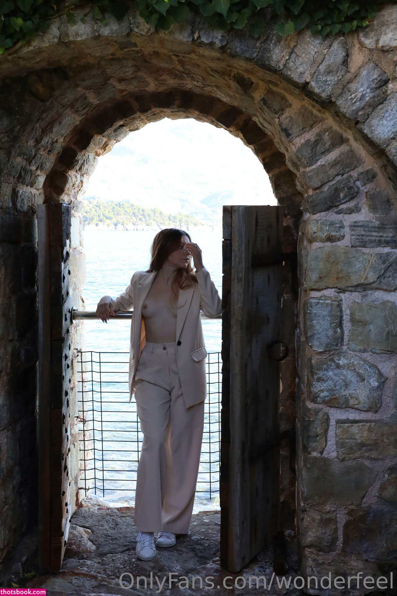 wonderfeel Photo #176