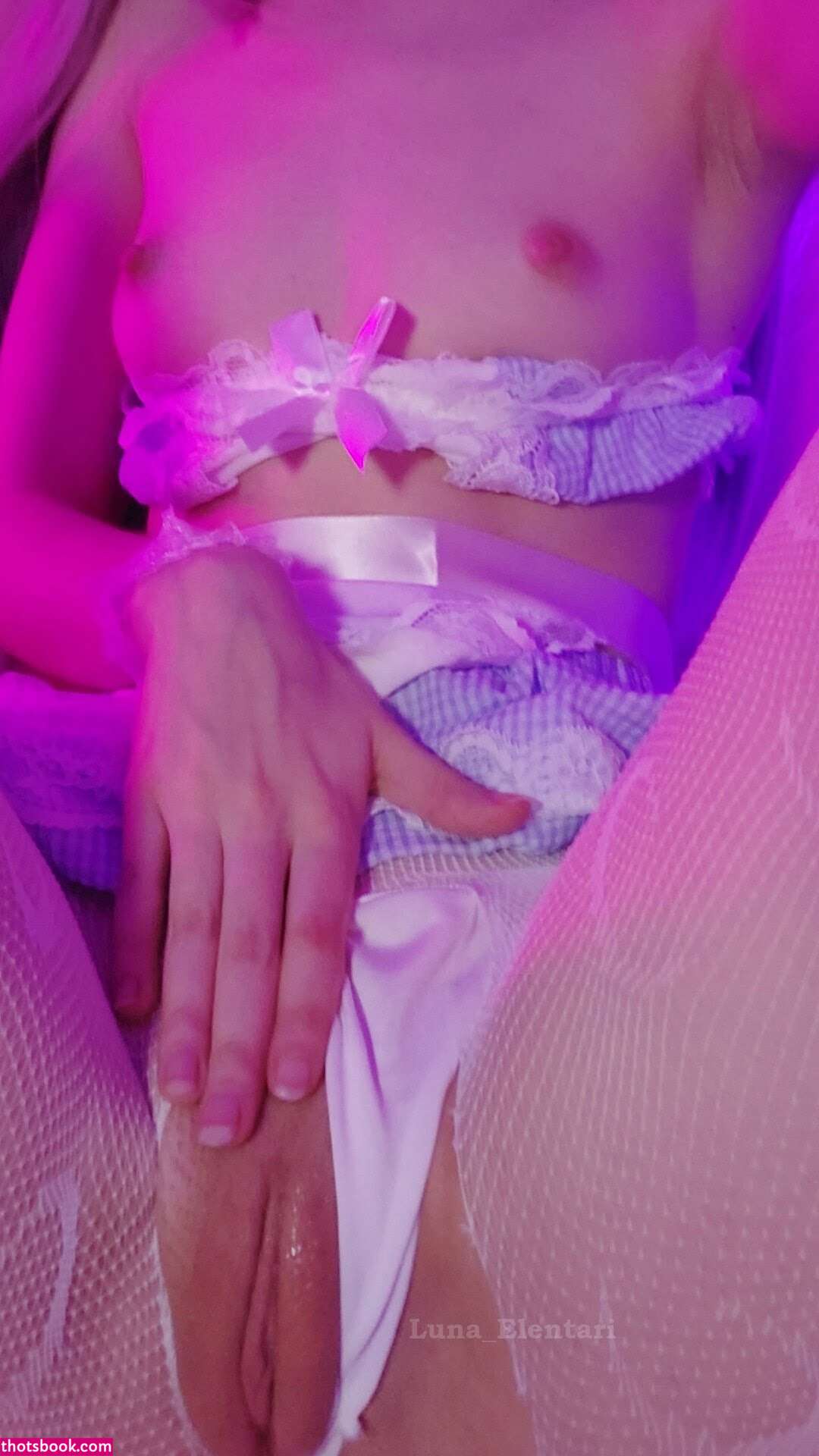 Luna Elentari Photo #50