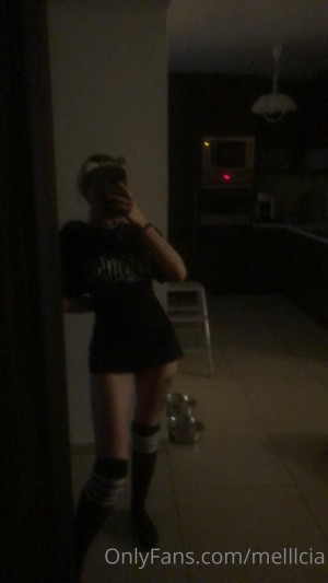 melllcia Photo #19