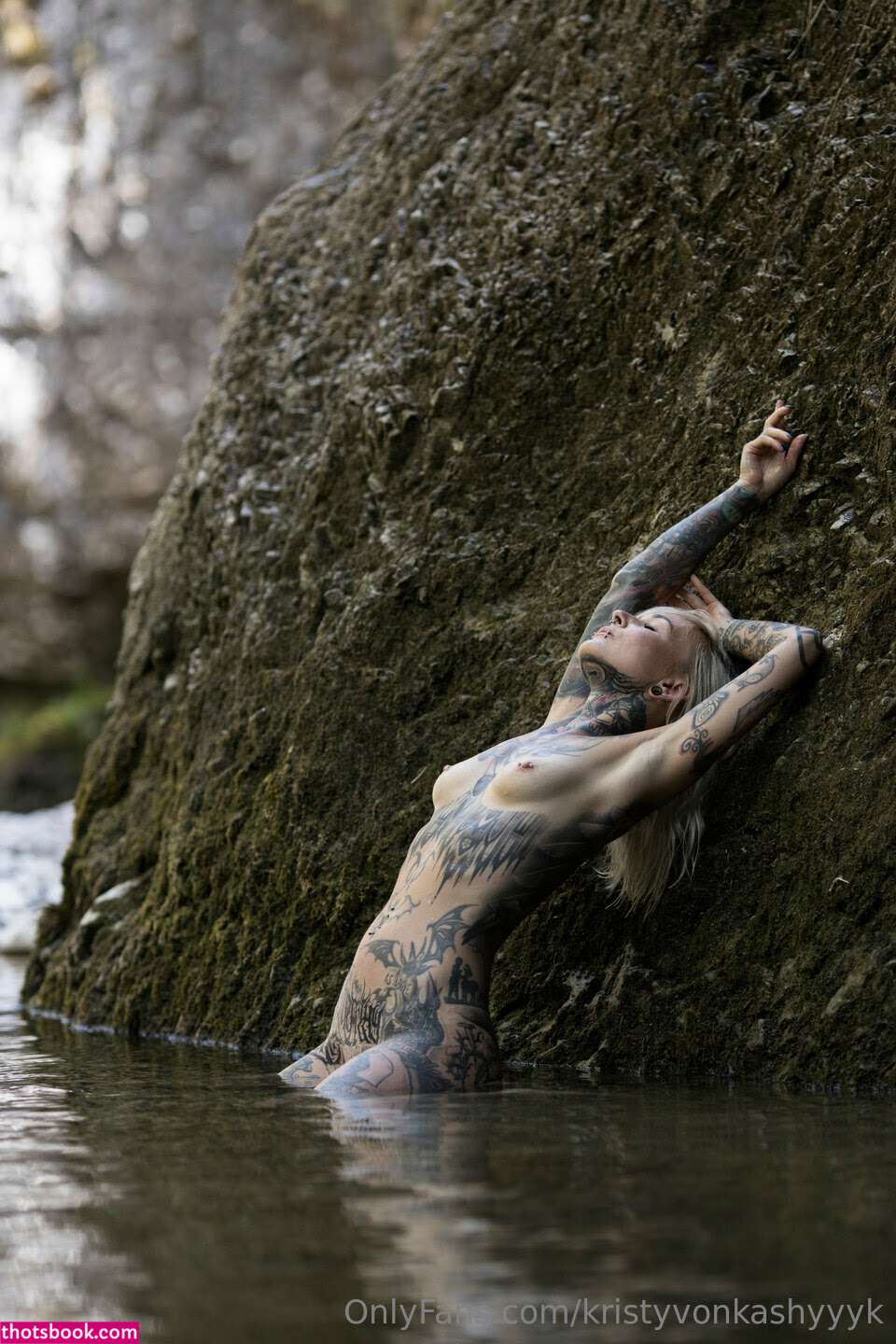 Kristy Von Kashyyyk Photo #17