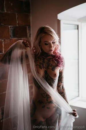 Kristy Von Kashyyyk Photo #56