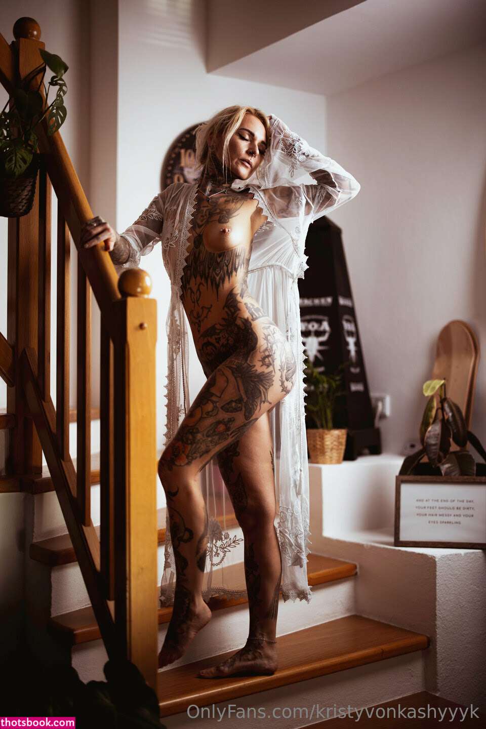 Kristy Von Kashyyyk Photo #64