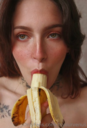 Oriana Valentine Photo #3