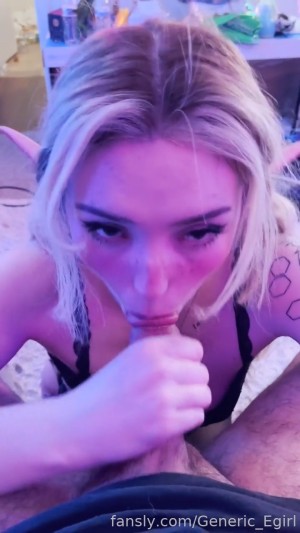 Elle Delphine Post #19