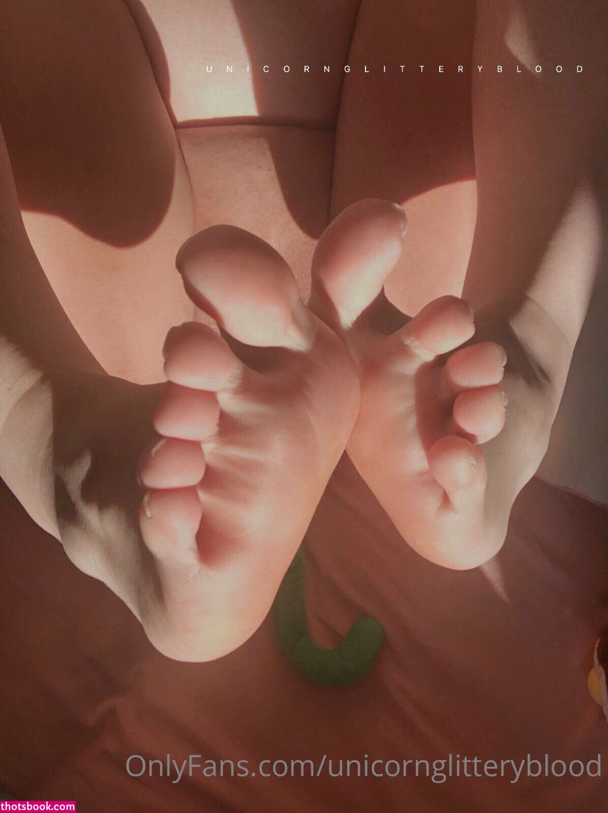 Unicornglitteryblood Photo #78